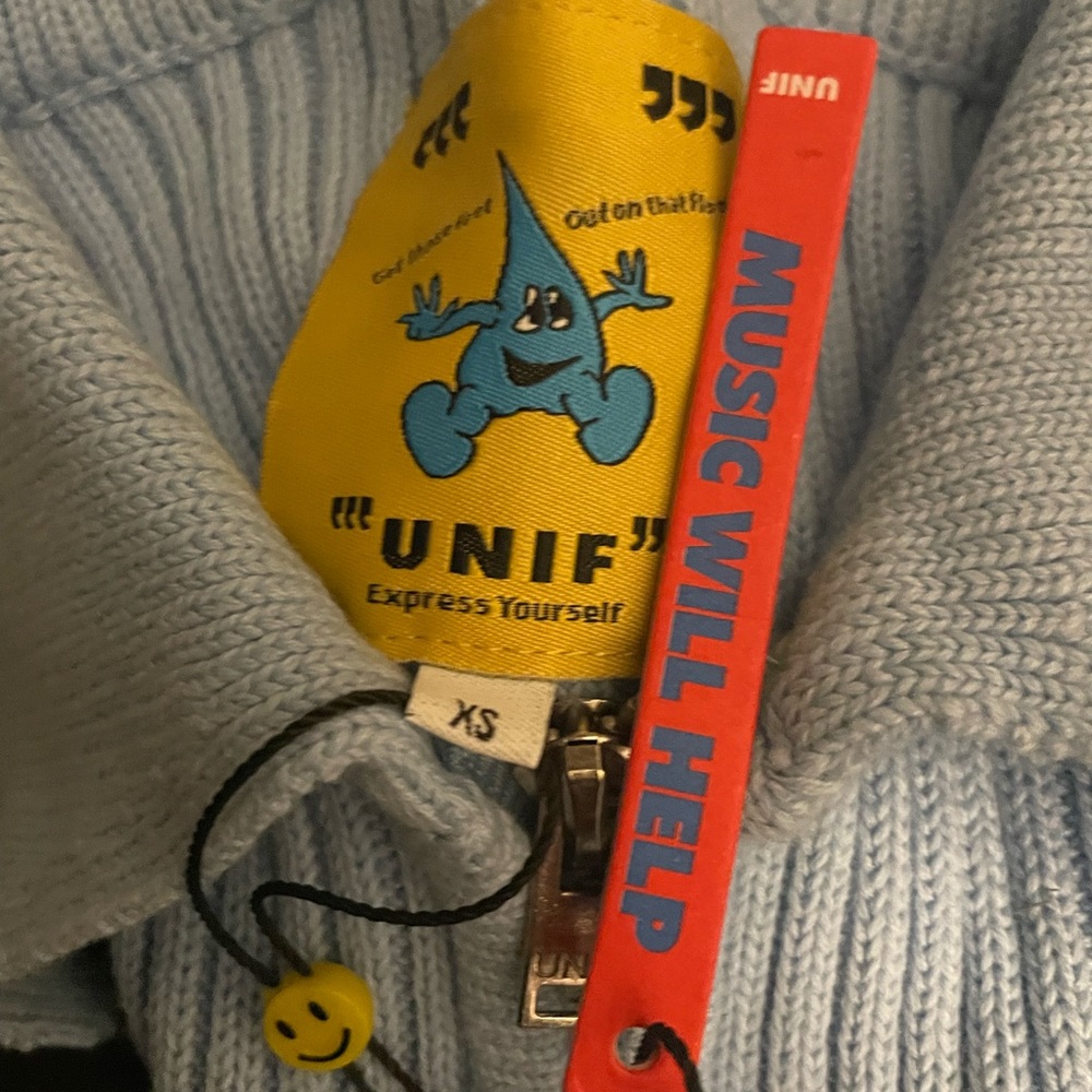NWT Unif Brandy Sweater - Picture 3 of 3